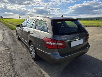 Mercedes Benz E 220 CDI Avantgarde 2010 - 4