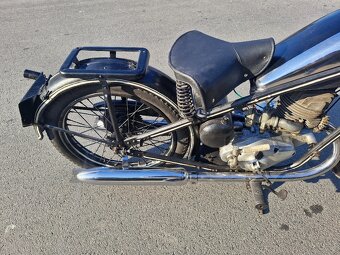 Predvalecna CZ 250 sport. Pojizdna - 4