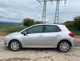 Toyota AURIS, 1.6l, 91 kW, 75 000 km, r.v. 2007 - 4