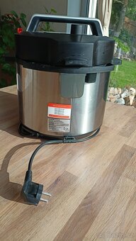 Multifunkční hrnec COSORI CMC-CO601 5,7L - 4