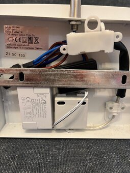Lampička Logi s USB - 4