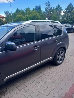 mitsubishi  oukledr 2,0 dcti 103 kw.  cena 86000kč, - 4