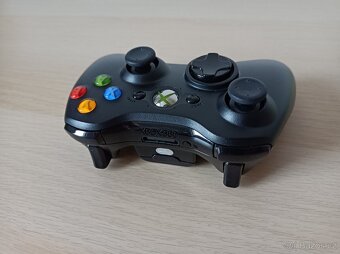 Ovladač na Xbox 360 - 4