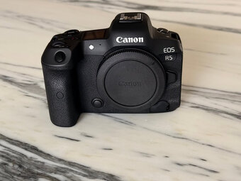 Canon EOS R5 - 4