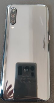 Xiaomi Mi 9 - 4