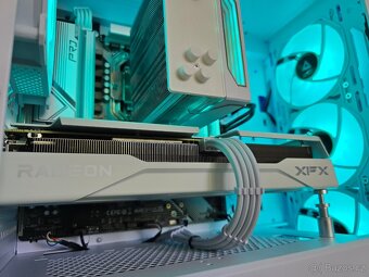Herní PC AM5/Ryzen 5/RX9060XT 16GB/32GB RAM/1TB - 4
