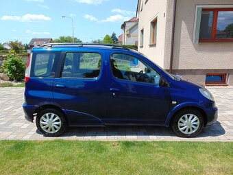 TOYOTA YARIS VERSO 1.3 63kW BENZIN - 4