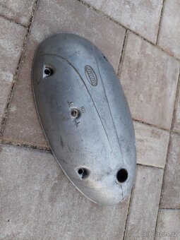 Jawa 250 kyvacka - víko motoru - 4