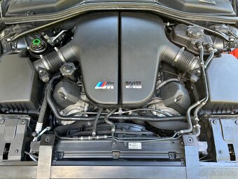 Bmw M5 e63 V10 - 4
