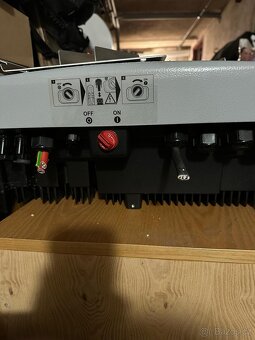 SOLÁRNÍ SYSTEM -BATERIE,MĚNIČ - 4