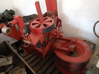 naviják na protah kabelů - 4