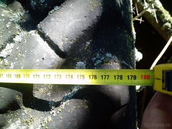 Náprava, nápravy asi z Robura - 4