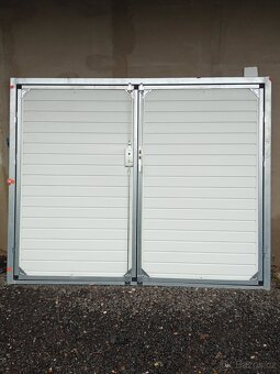 Garážová vrata 240 cm x200 cm - 4