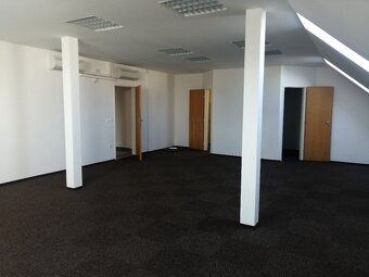 Pronájem rekonstruovaných kancelářských prostor 65 a 20m2 - 4