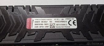 Kingston Predátor HyperX - DDR4-2933 / 16GB (2x8GB) - 4