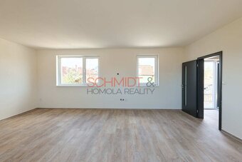 Pronájem dvoupatrového bytu 2kk v Hustopečích - 4