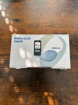 Nokia 6120 Classic - černá , top stav - 4