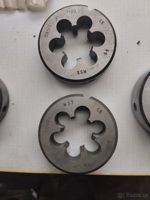 Sadové závitníky a závitová očka - 4