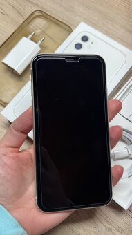 Prodám bílý iPhone 11 64GB - top stav - 4