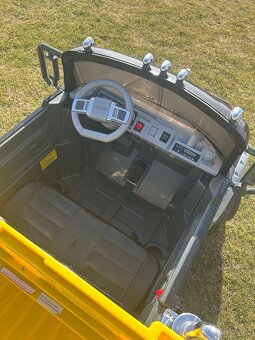 Elektrické autíčko Mack - 4