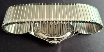 JVD J1129.2 - 4