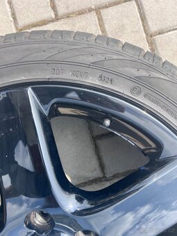 Original VW kola R17 s pneu 225/45/17 - 4