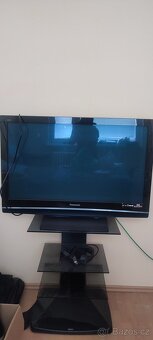 Televize se stojanem za odvoz - 4