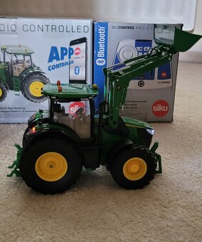 RC traktor Siku Control John Deere 7310R - 4