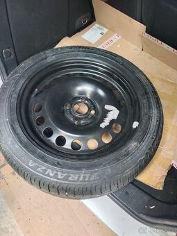 205/55/16 Bridgestone turanza . - 4
