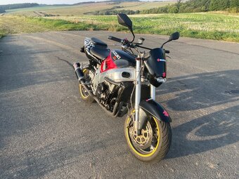 SUZUKI GSX-R 750 - 4