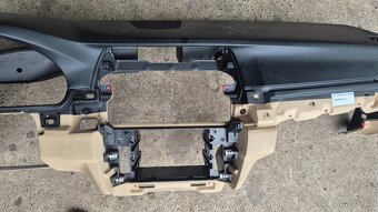 Palubovka BMW F10 F11 - 4