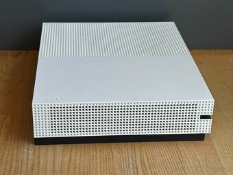 Xbox One S 500GB + ovladač + kompletní krabice, TOP - 4