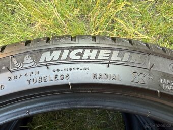 2x Letní RFT Pneu Michelin Primacy 3 - 275/35 R19 XL - 85% - 4