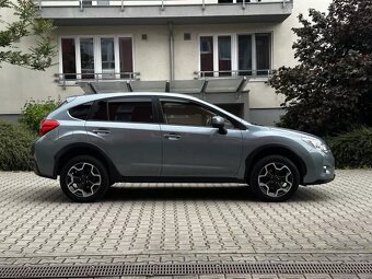 Subaru XV 2.0 D SUV 4x4 Kamera Výhřev Serviska Manuál 2014 - 4