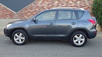 Toyota RAV4 2,2 D-4D 100 kW 4x4 - 4