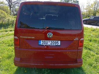 VW Transporter T6 2.0TDI LONG 8 míst koupeno nové ČR - 4