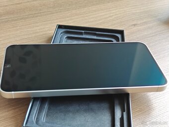 Samsung galaxy S24+ - 4
