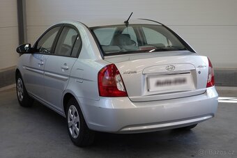 Hyundai Accent 1.4i , 71 kW benzín, 2009 - 4