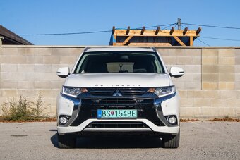 Mitsubishi Outlander PHEV Plugin Hybrid / AJ NA SPLÁTKY / - 4