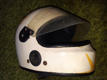 Retro helma - 4
