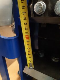 Velký masivní štěpkovač, špalíkovač, drtič - - 4