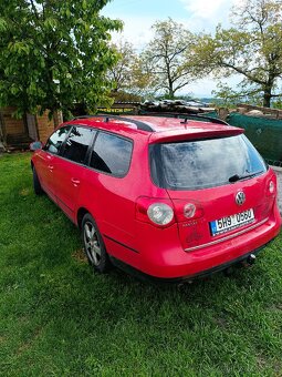 Volkswagen Passat - 4