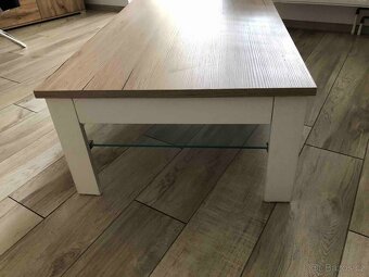 Konferenční stolek - 4