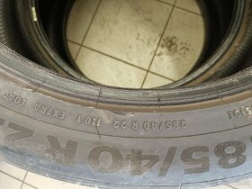 2x letní pneu 285/40 R22 110Y. - 4