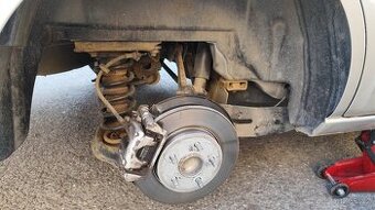Ford Mondeo combi MK3 - poškozený motor - 4