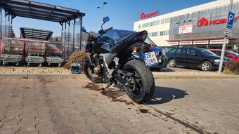 Kawasaki Z750 - 4