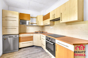 Prodej byt 3+1, CP 66 m², s garáží v obci Radkov - 4