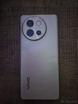 Vivo V40 lite - 4
