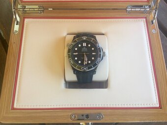 Omega Seamaster Diver 300 M - 4