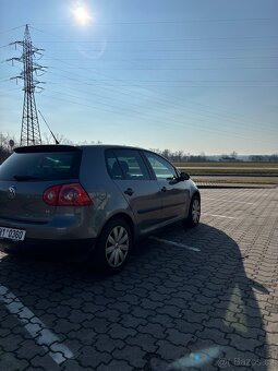 Volkswagen Golf 5, 1.6 75kW - 4